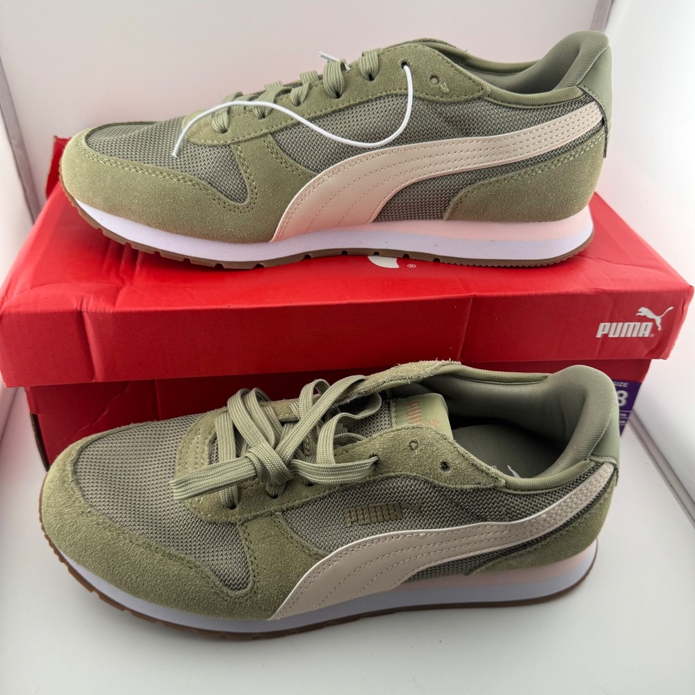 Puma Jogger Sneaker Women Size 8 Green Suede Mesh Low Top Athletic Shoes 1957334